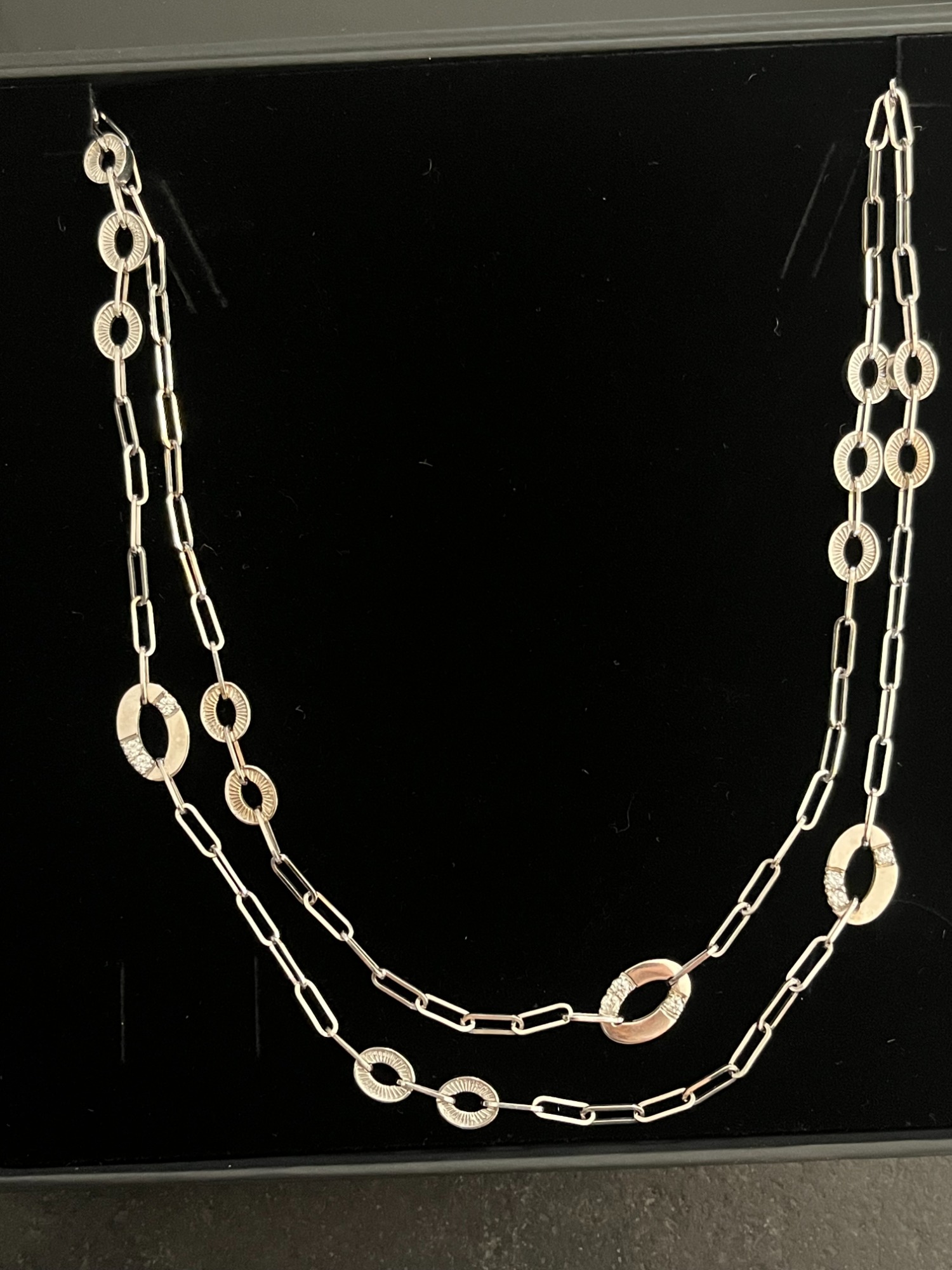 Collier sautoir ou double rang