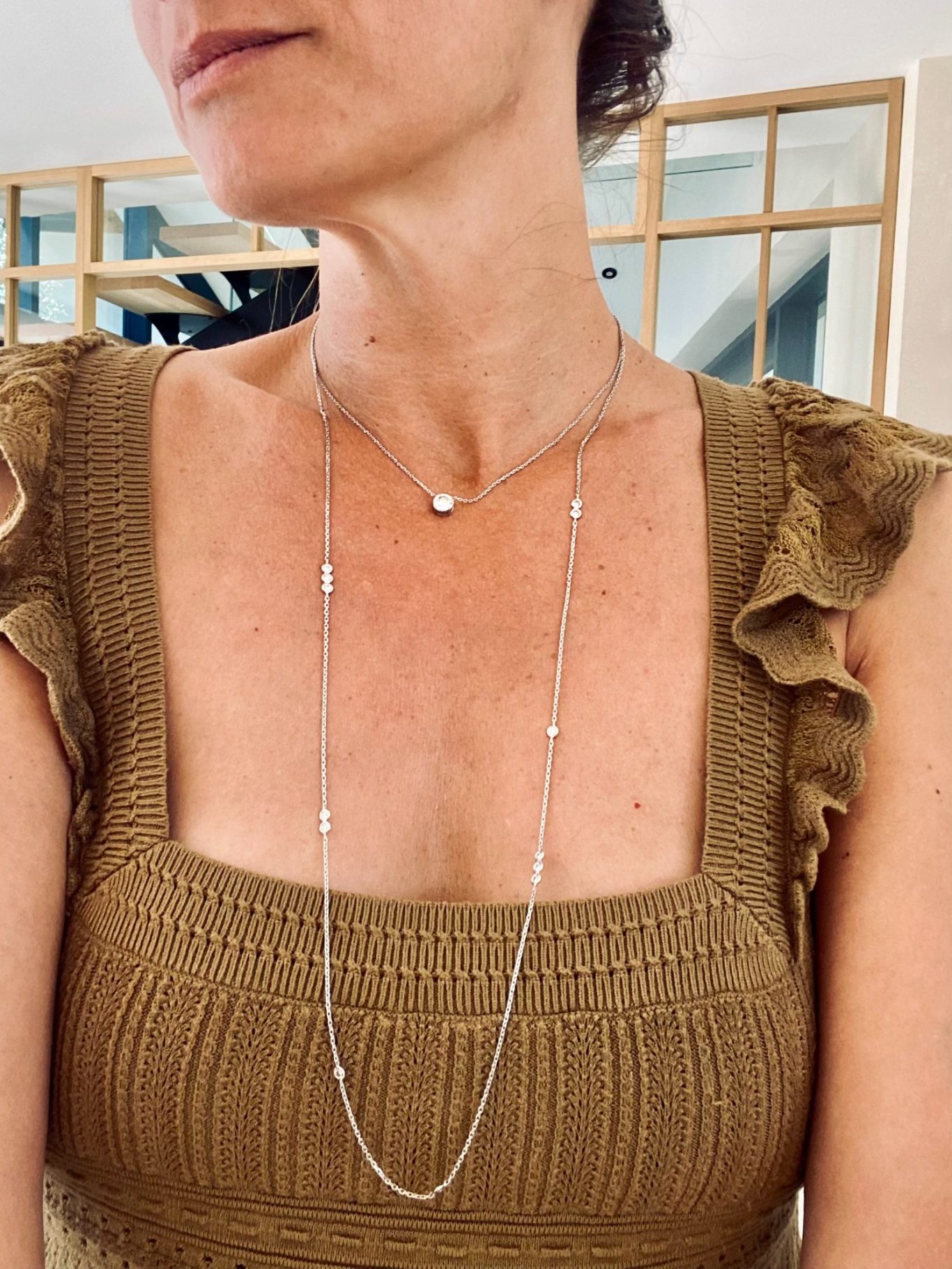 Sautoir or blanc diamants Sautoir en or blanc 18 carats avec diamants clairsemés